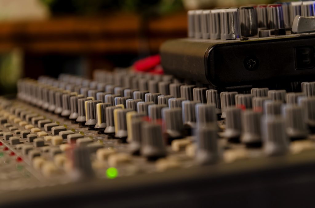 Dj Board