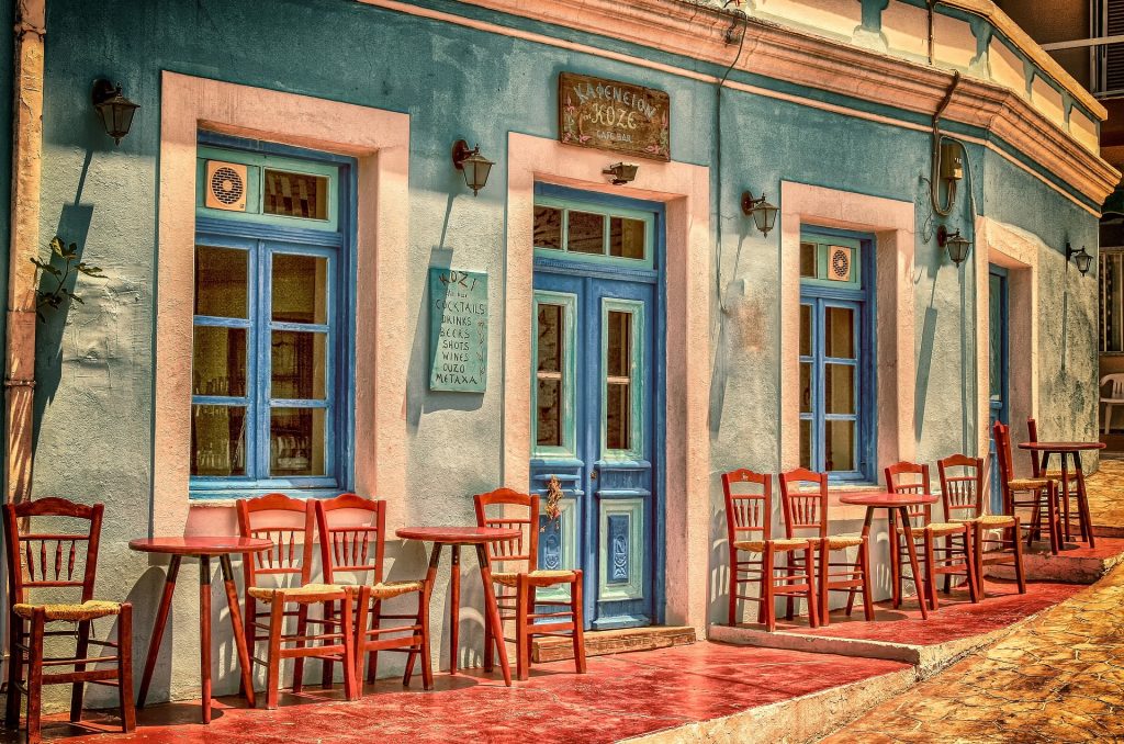 Cafés Along the Historic Quarter