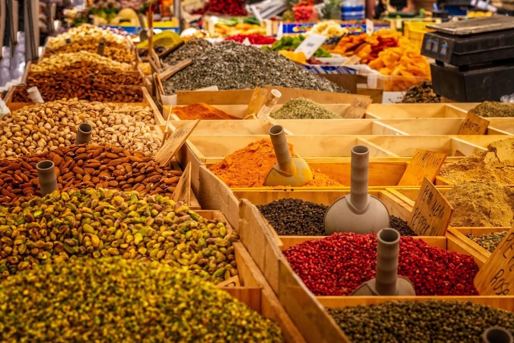 Colors of the Spice Market